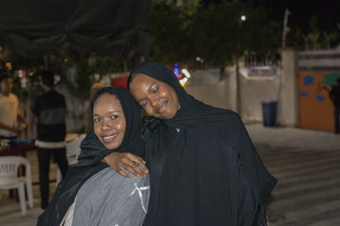 Two friends at a creative meet-up