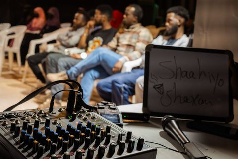 Mixing desk at a Shaah iyo Shaxan recording